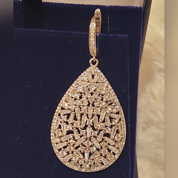 Large Pear Shape Drop Earrings - Picture 5 of 10